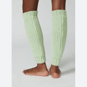 06 Urban Outfitters Lime Legwarmers NWT In Lime